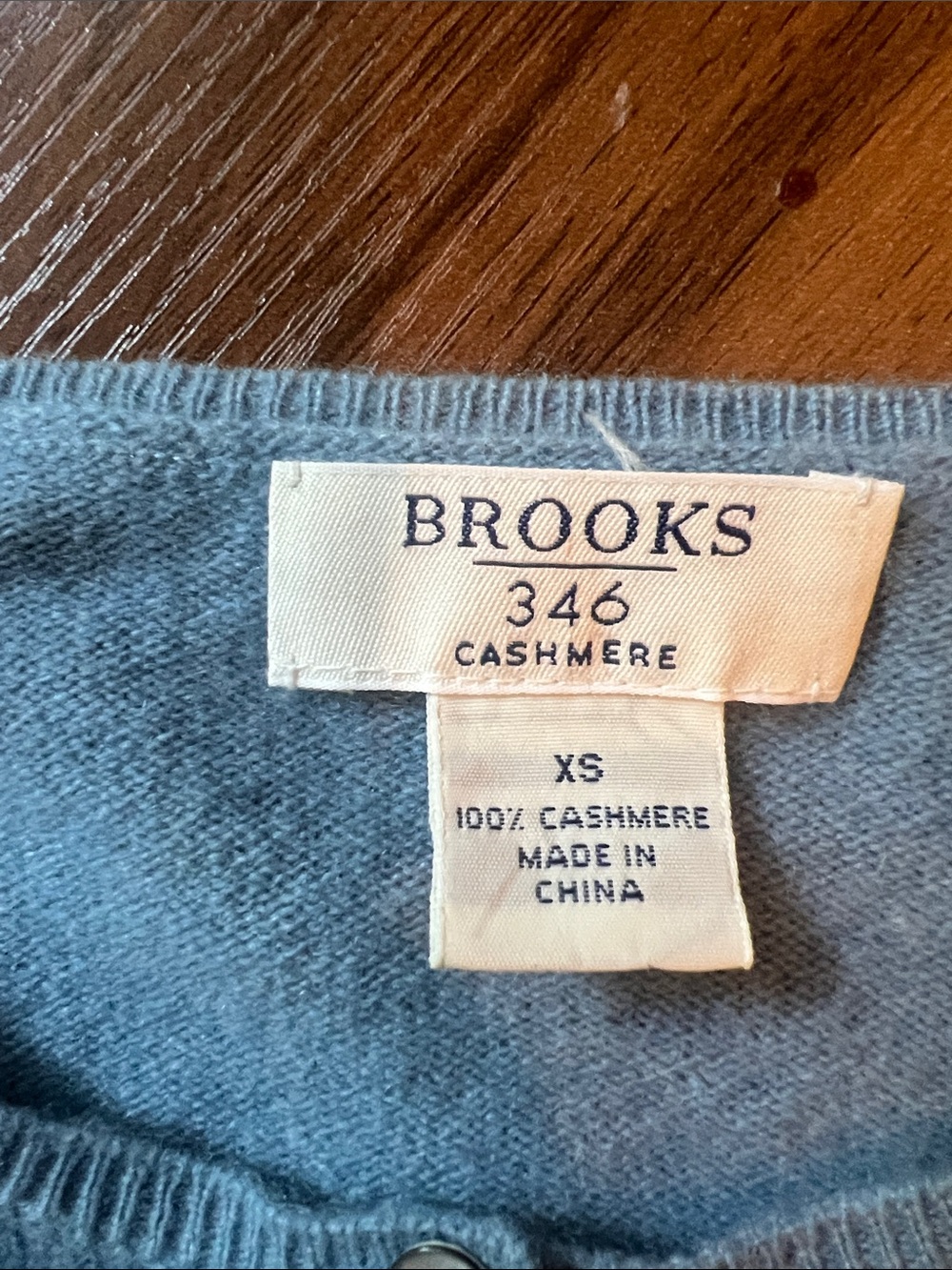 CASHMERE Brooks Brothers Women's Powder Blue Cashmere Button-Front Cardigan - Picture 4 of 4